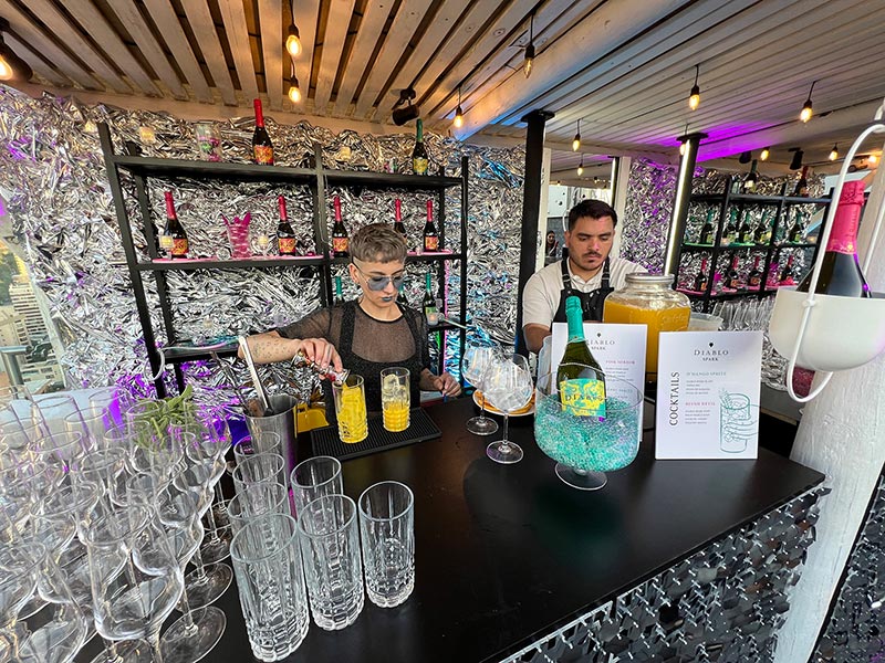 Fotos del lanzamiento de Diablo Spark, Diciembre 2025