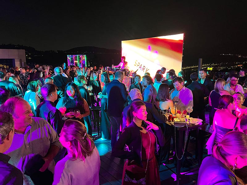 Fotos del lanzamiento de Diablo Spark, Diciembre 2025