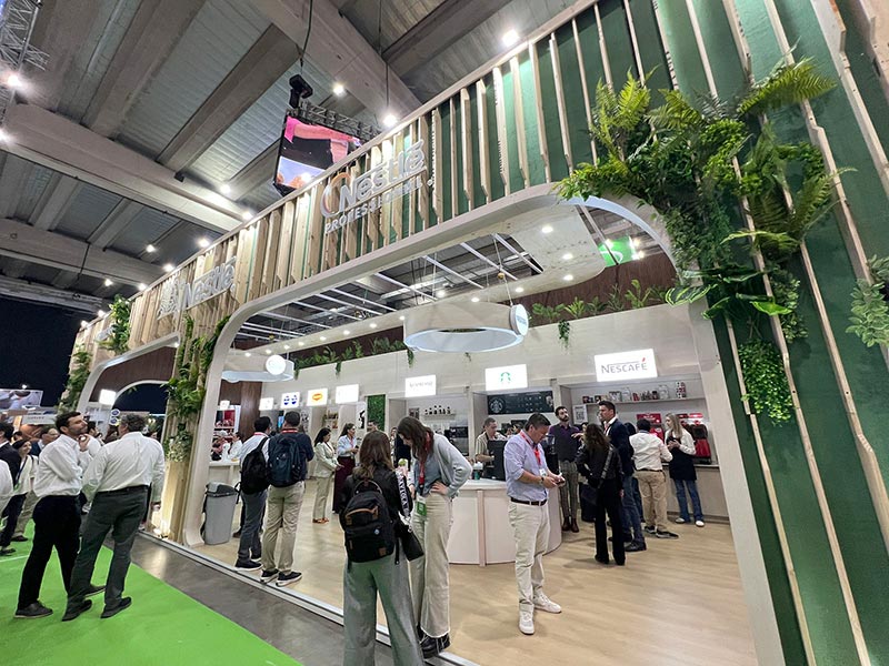 Fotos de la feria Food Service 2025, los Premio Fuego y el Almuerzo de la Fegach