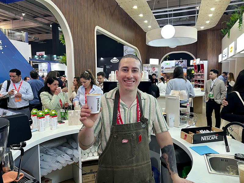 Fotos de la feria Food Service 2025, los Premio Fuego y el Almuerzo de la Fegach