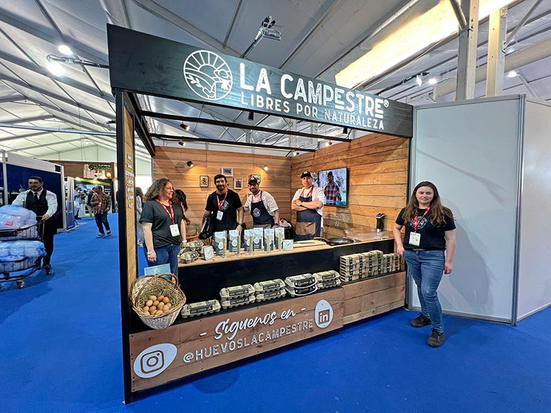 Fotos de la feria Food Service 2025, los Premio Fuego y el Almuerzo de la Fegach