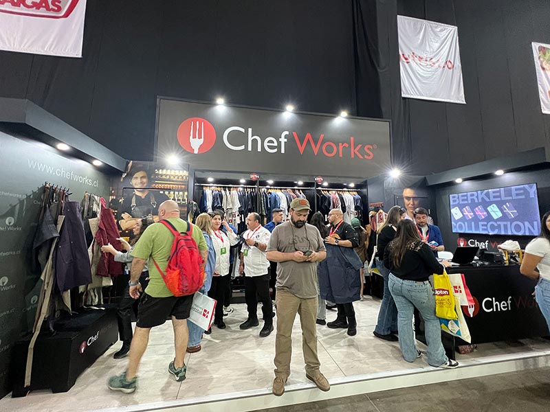 Fotos de la feria Food Service 2025, los Premio Fuego y el Almuerzo de la Fegach