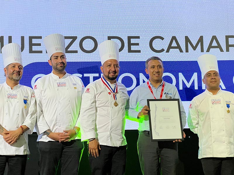Fotos de la feria Food Service 2025, los Premio Fuego y el Almuerzo de la Fegach