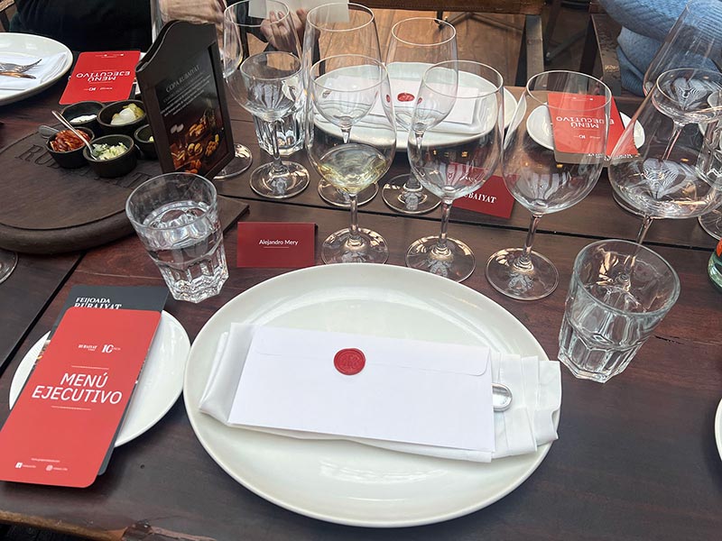 Una muestra del almuerzo Ejecutivo de Rubaiyat junto a los vinos de Vi�a  Dagaz