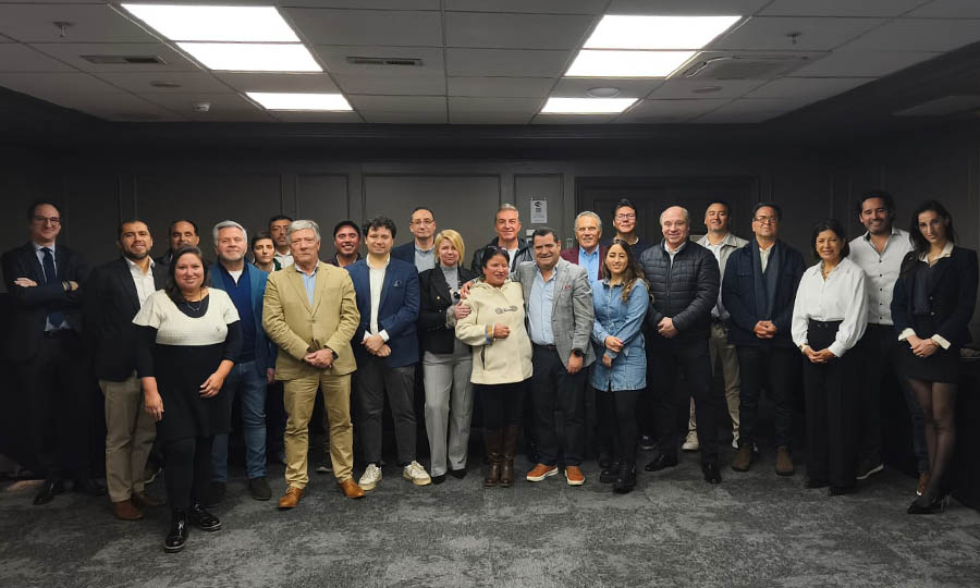  Achiga renov� su directorio en Asamblea de Socios marcada por homenaje  a M�ximo Picallo, quien deja la presidencia tras seis a�os liderando el gremio